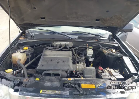 2011 Ford Escape Limited from USA, damaged, VIN 1FMCU9EG1BKB44669